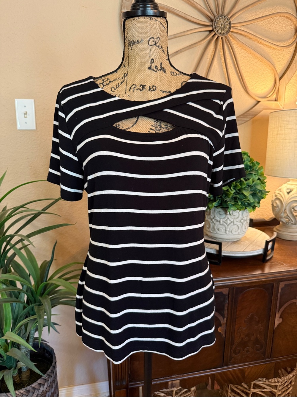 Vince Camuto Women's Black & White Striped Sexy Cutout Top